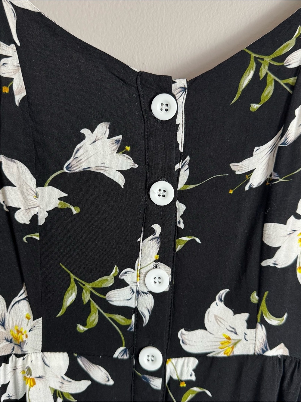 Blooming Jelly Black Floral Spaghetti Strap Midi Dress With Pockets Size M - Picture 3 of 13